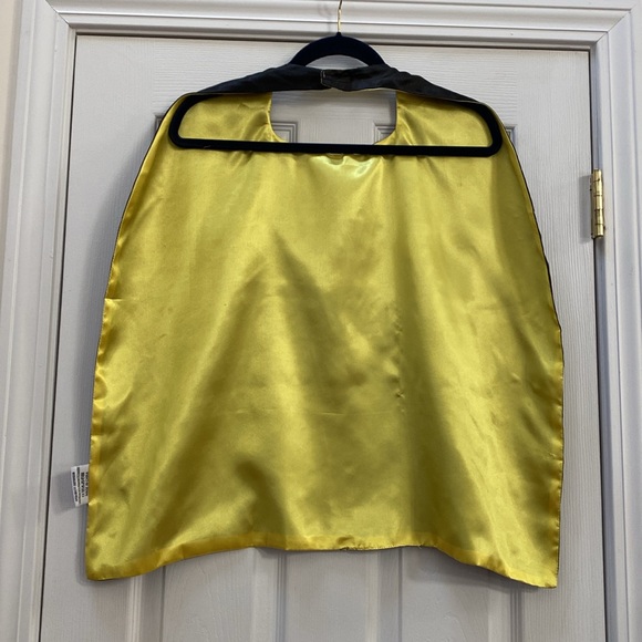 Lot Of 3 Super Hero Capes & 1 Mask- Iron Man, Batman w/Mask & Superman, 27"x 21” - Picture 6 of 12